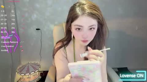 Snapshot of jingtian_8888 chatting on 06-18-26, 04:35 jingtian_8888 online show from 06-18-26, 04:35