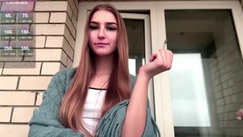 Jinny online show from 11-18-25, 07:35