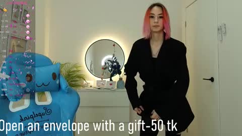 Snapshot of jinx_boom chatting on 02-12-25, 11:07 jinx_boom online show from 02-12-25, 11:07