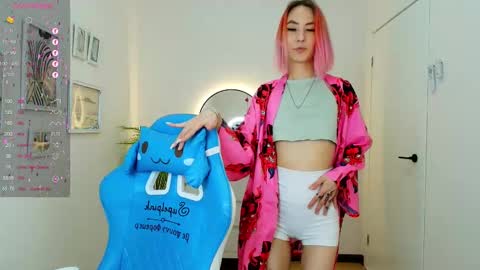 Snapshot of jinx_boom chatting on 02-15-25, 08:22 jinx_boom online show from 02-15-25, 08:22