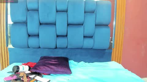 Snapshot of jisooluv chatting on 11-29-25, 02:58 jisooluv online show from 11-29-25, 02:58