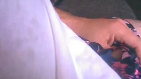 Snapshot of jj350ss chatting on 02-10-26, 05:06 jj350ss online show from 02-10-26, 05:06