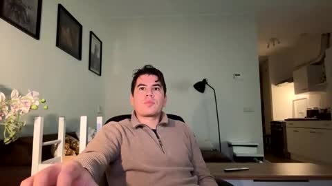 Snapshot of jjd8 chatting on 12-01-25, 10:15 jjd8 online show from 12-01-25, 10:15