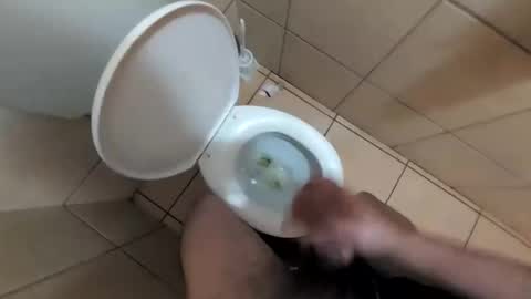 Snapshot of jjj963733 chatting on 11-26-25, 01:23 jjj963733 online show from 11-26-25, 01:23