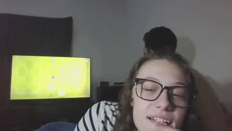 Snapshot of jjj963733 chatting on 12-02-25, 03:51 jjj963733 online show from 12-02-25, 03:51