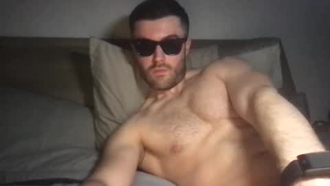 Snapshot of jjjshjjj chatting on 03-10-26, 11:10 jjjshjjj online show from 03-10-26, 11:10