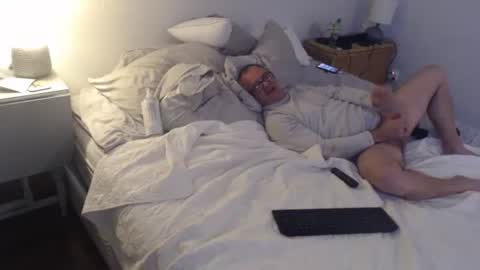 jkelly92081bean online show from 12-01-25, 08:41