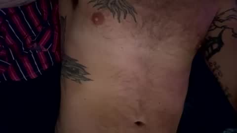 Snapshot of jlewishung chatting on 12-17-25, 06:03 jlewishung online show from 12-17-25, 06:03