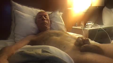 jlk7777 online show from 03-12-25, 01:19