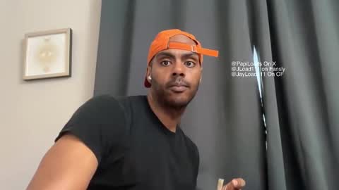 Snapshot of jloads_ chatting on 11-17-25, 09:20 Jay Load online show from 11-17-25, 09:20