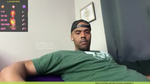 Snapshot of jloads_ chatting on 12-14-25, 02:50 Jay Load online show from 12-14-25, 02:50