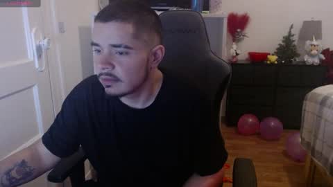 Snapshot of jloko93860 chatting on 11-23-25, 06:30 jloko93860 online show from 11-23-25, 06:30