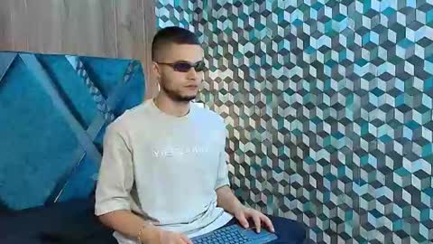  Joao online show from 07-12-26, 04:31