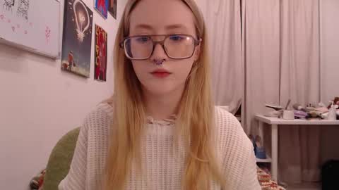 Snapshot of joan_kiss chatting on 10-23-25, 03:11 joan_kiss online show from 10-23-25, 03:11