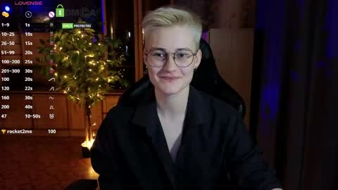 Snapshot of joan_night chatting on 05-04-26, 07:21 J online show from 05-04-26, 07:21