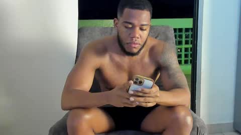 JOAN SAENZ online show from 01-20-25, 01:39