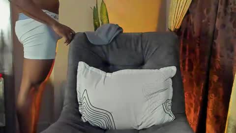 JOAN SAENZ online show from 03-06-25, 11:03