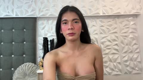 Snapshot of joanaemerald chatting on 01-15-25, 01:23 joana online show from 01-15-25, 01:23
