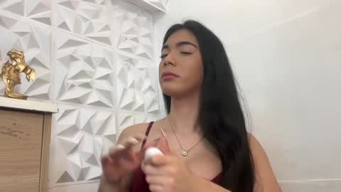 Snapshot of joanaemerald chatting on 02-07-25, 11:24 joana online show from 02-07-25, 11:24