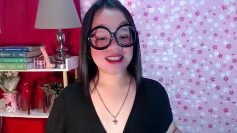 Joana online show from 11-16-25, 07:52