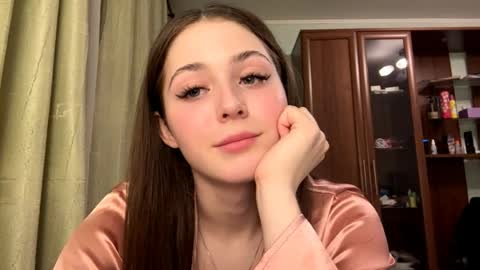 Adel online show from 04-03-26, 06:39