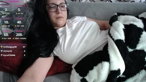 Snapshot of joanna_cw chatting on 03-31-26, 02:17 Jo online show from 03-31-26, 02:17