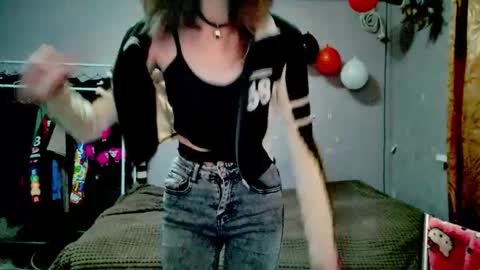 Joannatompson online show from 11-20-25, 11:37