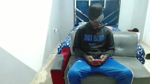 Snapshot of joao_leao chatting on 11-20-25, 12:05 joao_leao online show from 11-20-25, 12:05