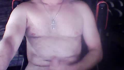 Snapshot of joaquin190 chatting on 06-12-26, 03:22 joaquin190 online show from 06-12-26, 03:22