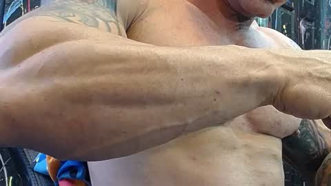 Snapshot of jocobo_hot chatting on 01-04-25, 11:27 jacobo online show from 01-04-25, 11:27