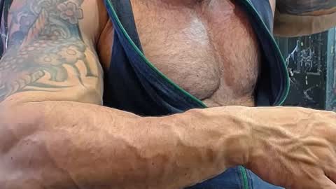 Snapshot of jocobo_hot chatting on 02-04-25, 06:04 jacobo online show from 02-04-25, 06:04