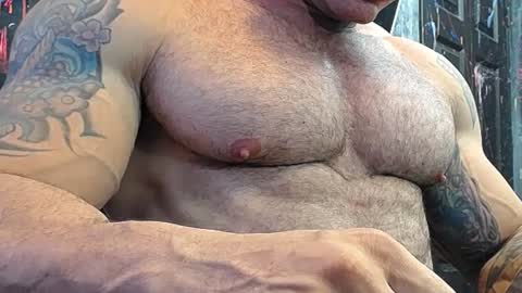 Snapshot of jocobo_hot chatting on 02-07-25, 11:45 jacobo online show from 02-07-25, 11:45