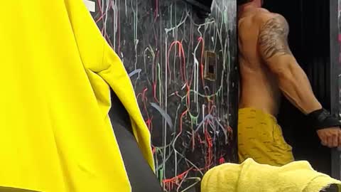 Snapshot of jocobo_hot chatting on 10-19-25, 11:05 jacobo online show from 10-19-25, 11:05