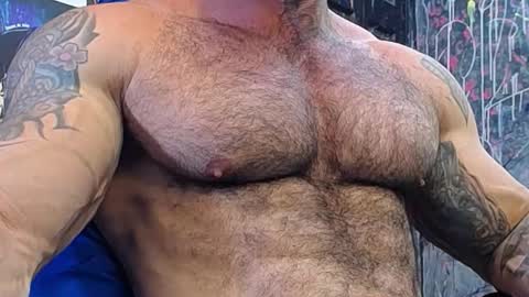 Snapshot of jocobo_hot chatting on 10-26-25, 11:20 jacobo online show from 10-26-25, 11:20