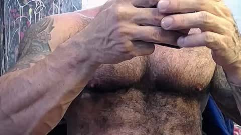 Snapshot of jocobo_hot chatting on 12-13-25, 10:59 jacobo online show from 12-13-25, 10:59