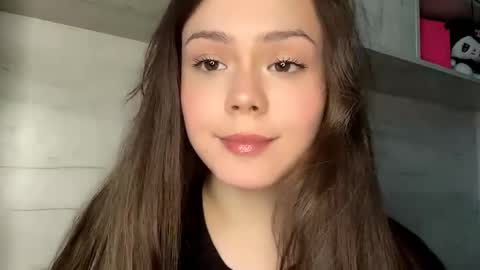 Snapshot of jodeesolarz chatting on 05-28-26, 10:56 Mila online show from 05-28-26, 10:56