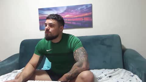 Snapshot of jodogs chatting on 10-21-25, 11:55 Tiberius online show from 10-21-25, 11:55