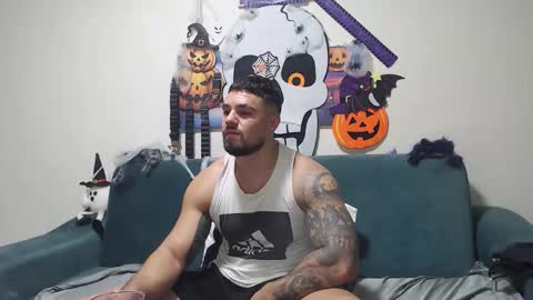 Snapshot of jodogs chatting on 11-07-25, 07:41 Tiberius online show from 11-07-25, 07:41