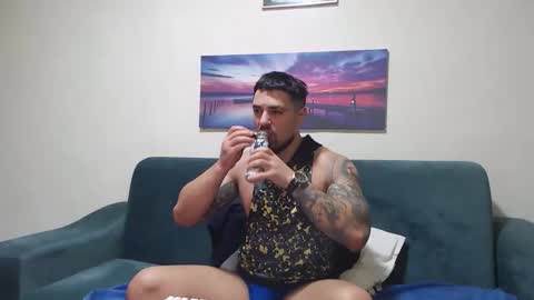 Snapshot of jodogs chatting on 12-15-25, 06:06 Tiberius online show from 12-15-25, 06:06