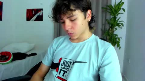 Snapshot of joe23___ chatting on 02-06-26, 09:34 Joe online show from 02-06-26, 09:34