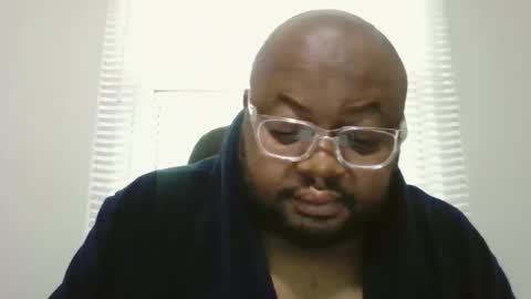 Snapshot of joe25123 chatting on 05-12-26, 04:37 joe25123 online show from 05-12-26, 04:37