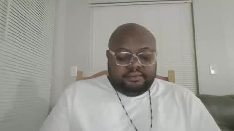 Snapshot of joe25123 chatting on 05-31-26, 04:09 joe25123 online show from 05-31-26, 04:09