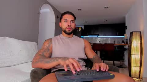 joe_esthetic online show from 09-30-25, 08:03