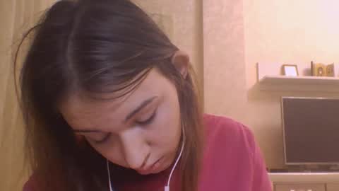 Snapshot of joelbigalk chatting on 09-18-25, 07:27 Jennifer online show from 09-18-25, 07:27