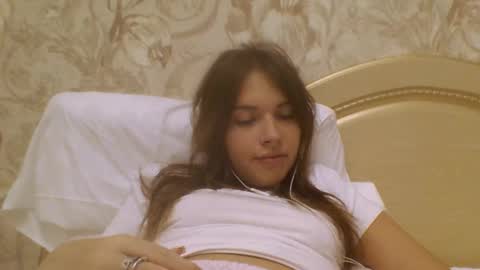 Snapshot of joelbigalk chatting on 09-23-25, 11:30 Jennifer online show from 09-23-25, 11:30