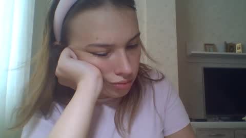 Snapshot of joelbigalk chatting on 09-26-25, 01:26 Jennifer online show from 09-26-25, 01:26