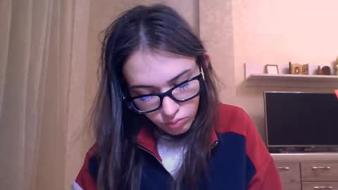 Snapshot of joelbigalk chatting on 11-12-25, 06:19 Jennifer online show from 11-12-25, 06:19