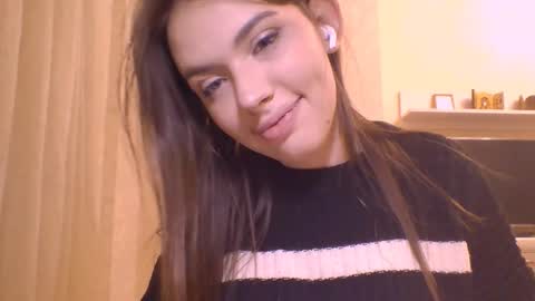 Snapshot of joelbigalk chatting on 12-04-25, 09:01 Jennifer online show from 12-04-25, 09:01