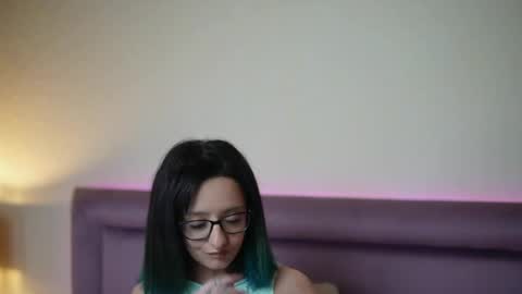  Joelle  online show from 05-28-26, 09:12