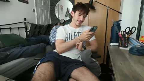 Snapshot of joeosulli2024 chatting on 06-08-26, 05:35 JoeOsulli online show from 06-08-26, 05:35
